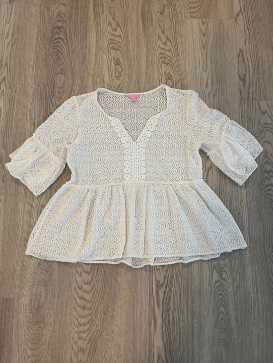 Lilly Pulitzer Tops - Lilly Pulitzer White Lace Peplum Blouse